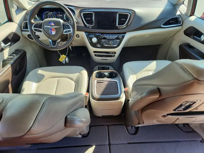 2017 CHRYSLER PACIFICA TOURING L PLUS  