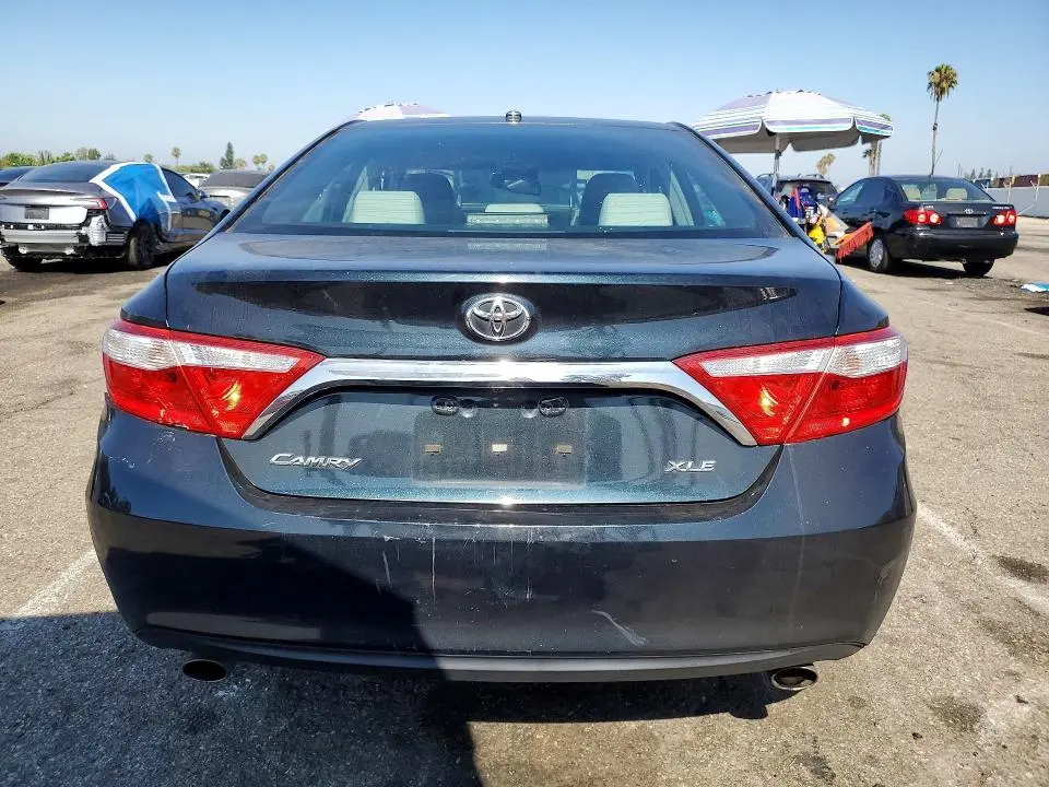 2016 TOYOTA CAMRY XLE V6  
