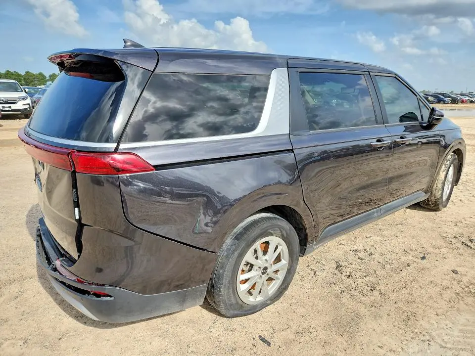 2024 KIA CARNIVAL LX  