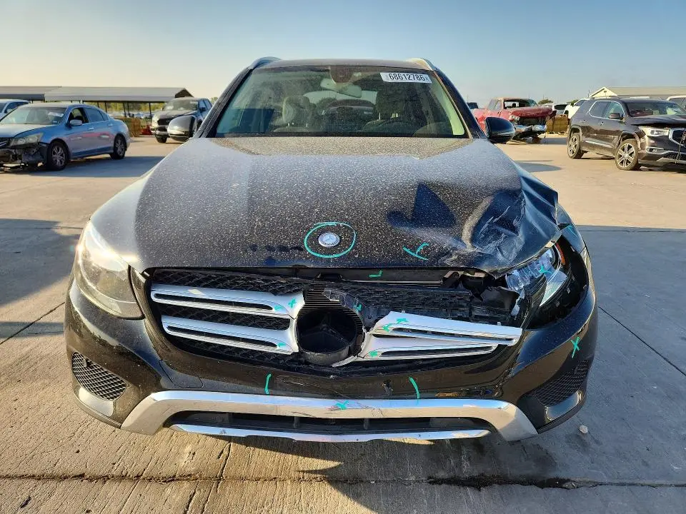 2016 MERCEDES-BENZ GLC 300  