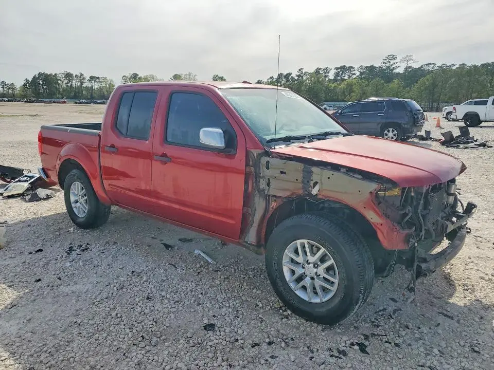 2014 NISSAN FRONTIER S  