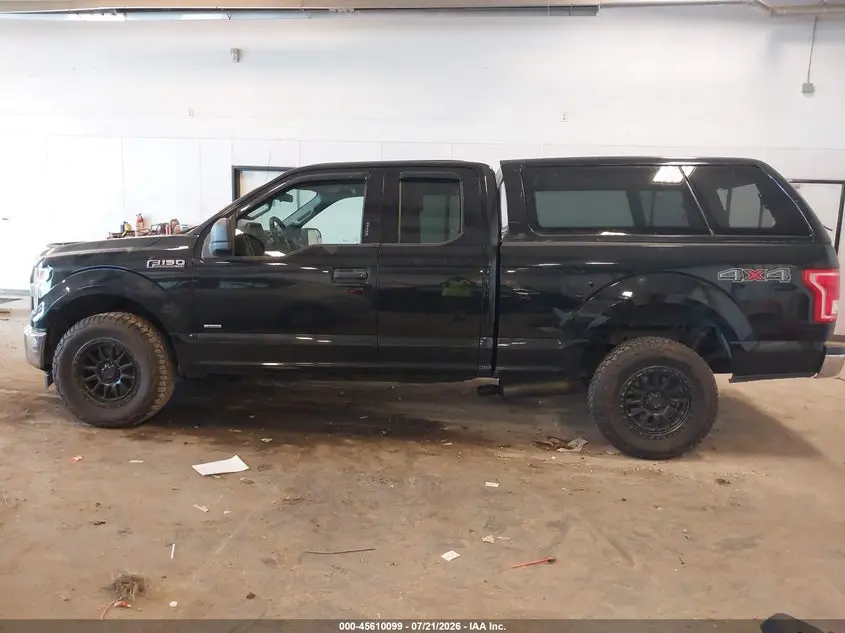 2017 FORD F-150 XLT