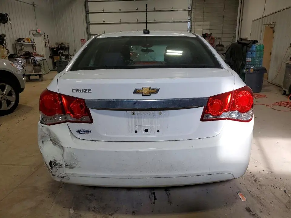 2015 CHEVROLET CRUZE LS  