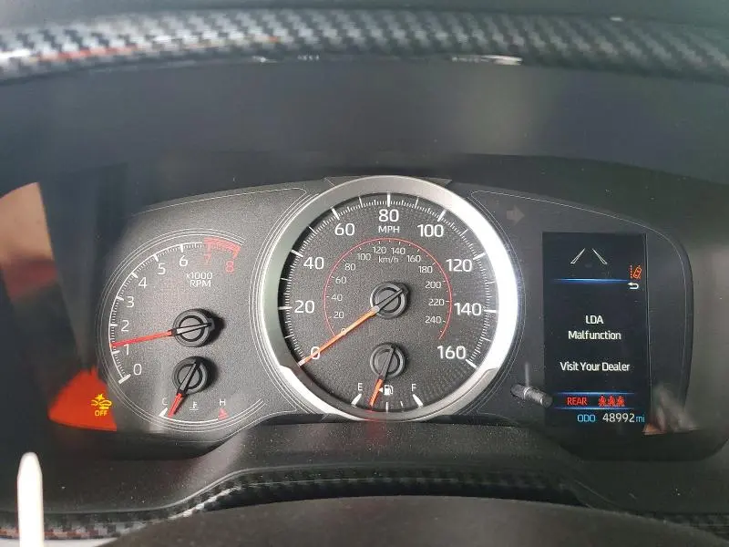 2021 TOYOTA COROLLA SE  