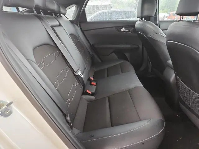 2023 KIA FORTE GT LINE  