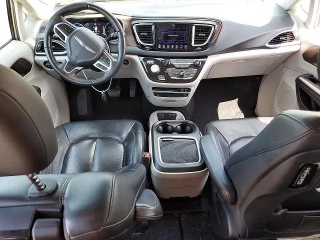 2017 CHRYSLER PACIFICA TOURING L PLUS  