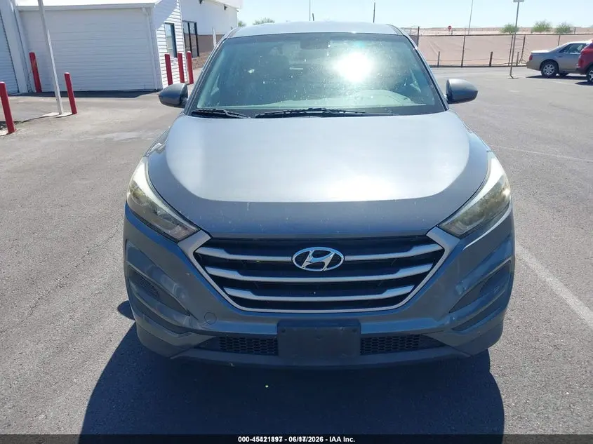 2018 HYUNDAI TUCSON SE