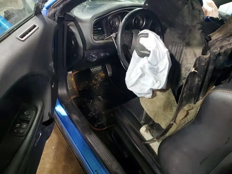 2015 DODGE CHALLENGER SXT PLUS  