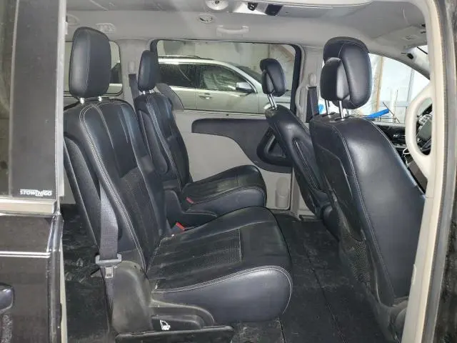 2011 CHRYSLER TOWN & COUNTRY TOURING L  