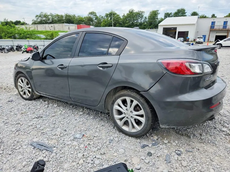 2010 MAZDA 3 S  
