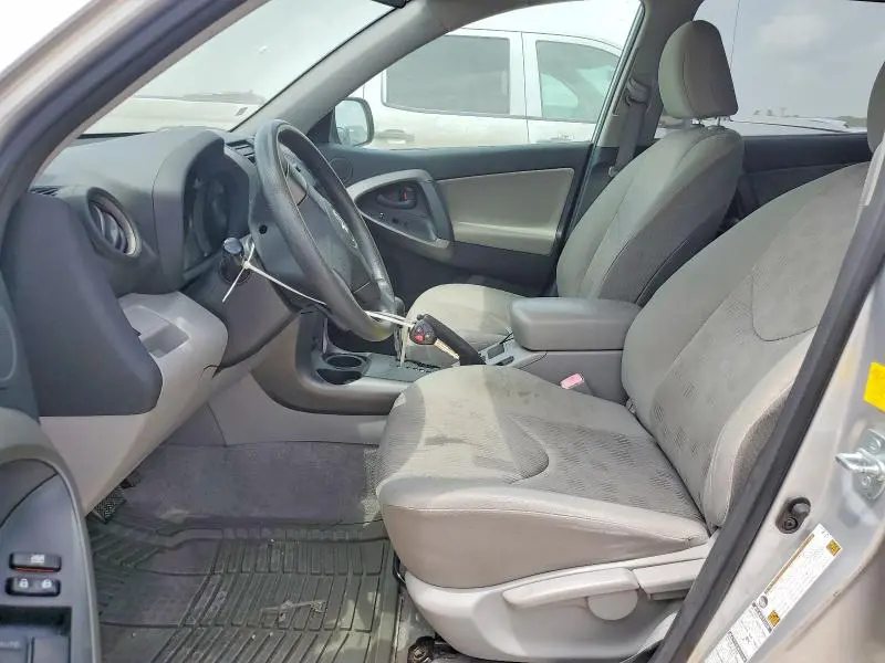 2011 TOYOTA RAV4 BASE  