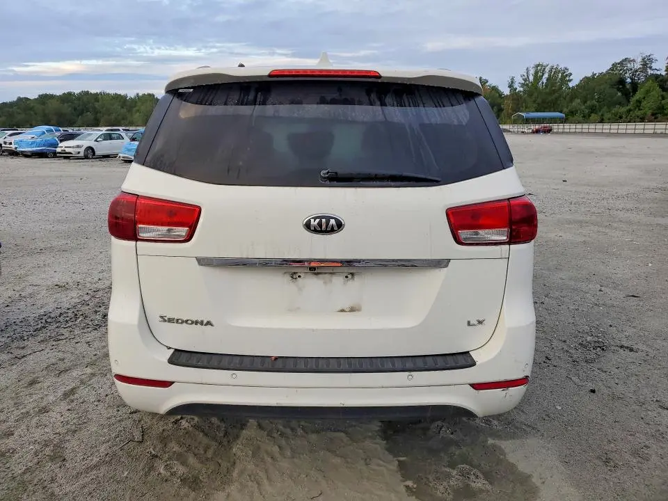2017 KIA SEDONA LX  