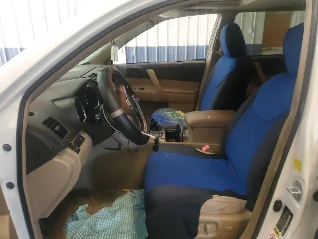 2010 TOYOTA HIGHLANDER   