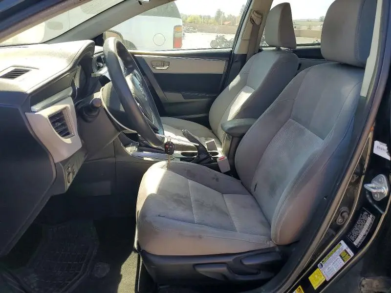 2015 TOYOTA COROLLA LE PLUS  