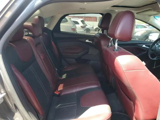 2012 FORD FOCUS SE  