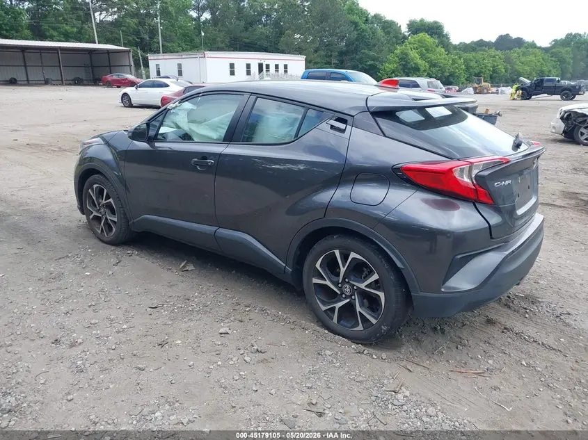 2021 TOYOTA C-HR XLE