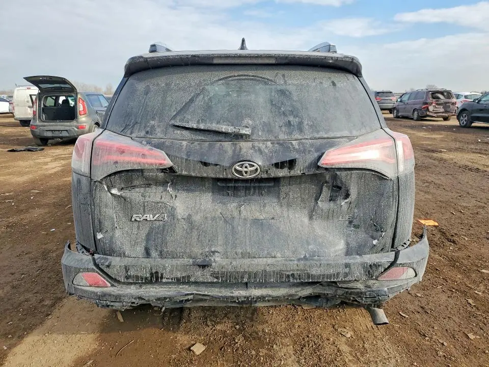 2016 TOYOTA RAV4 LE  