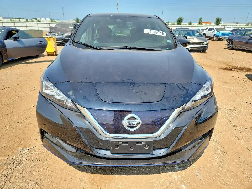 2019 NISSAN LEAF SV PLUS  