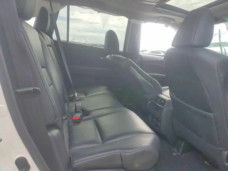 2019 HONDA PILOT TOURING  