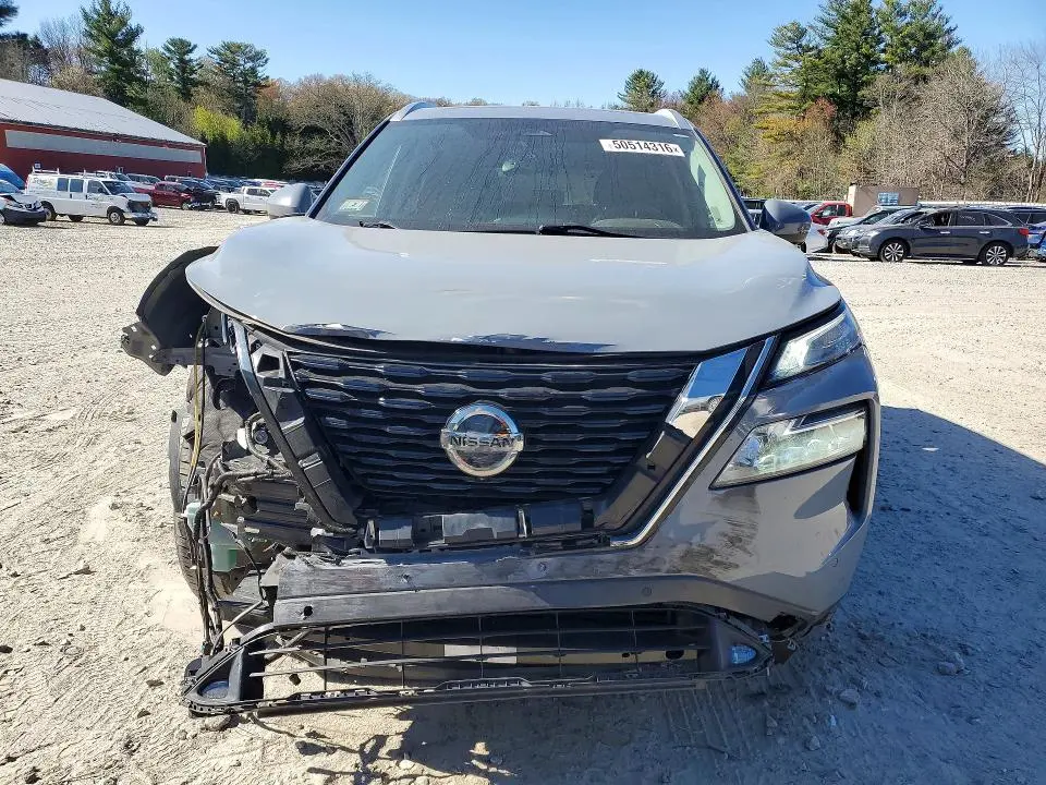 2021 NISSAN ROGUE SL  