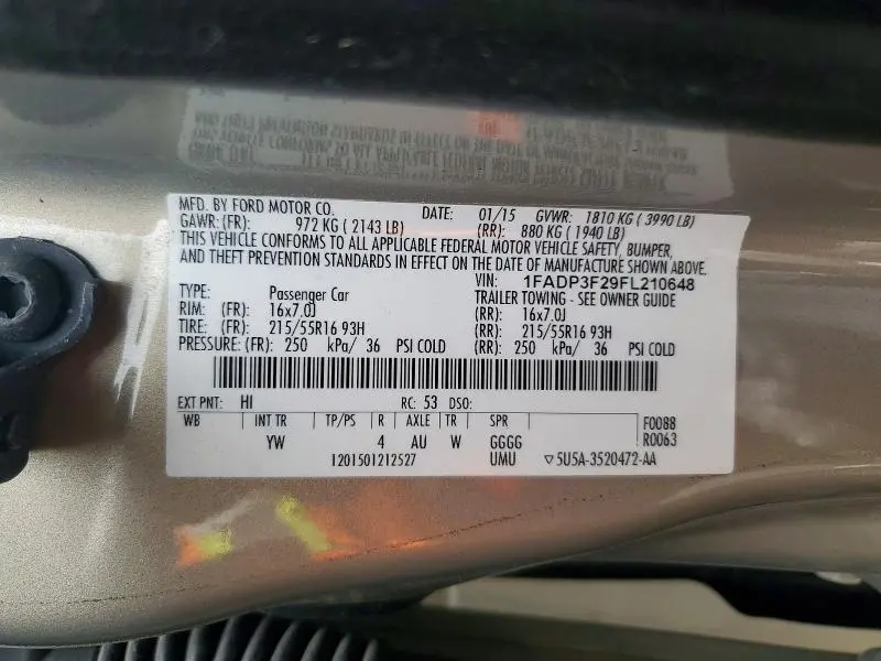 2015 FORD FOCUS SE  
