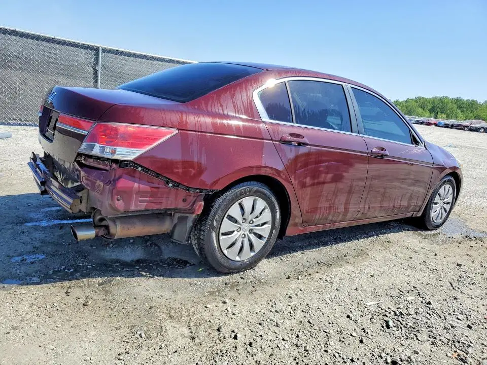 2011 HONDA ACCORD LX  