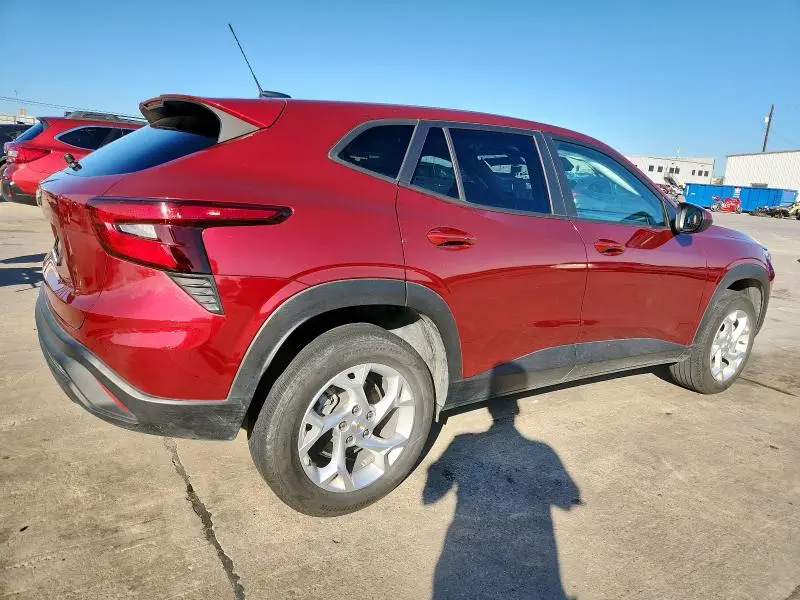 2024 CHEVROLET TRAX LS  