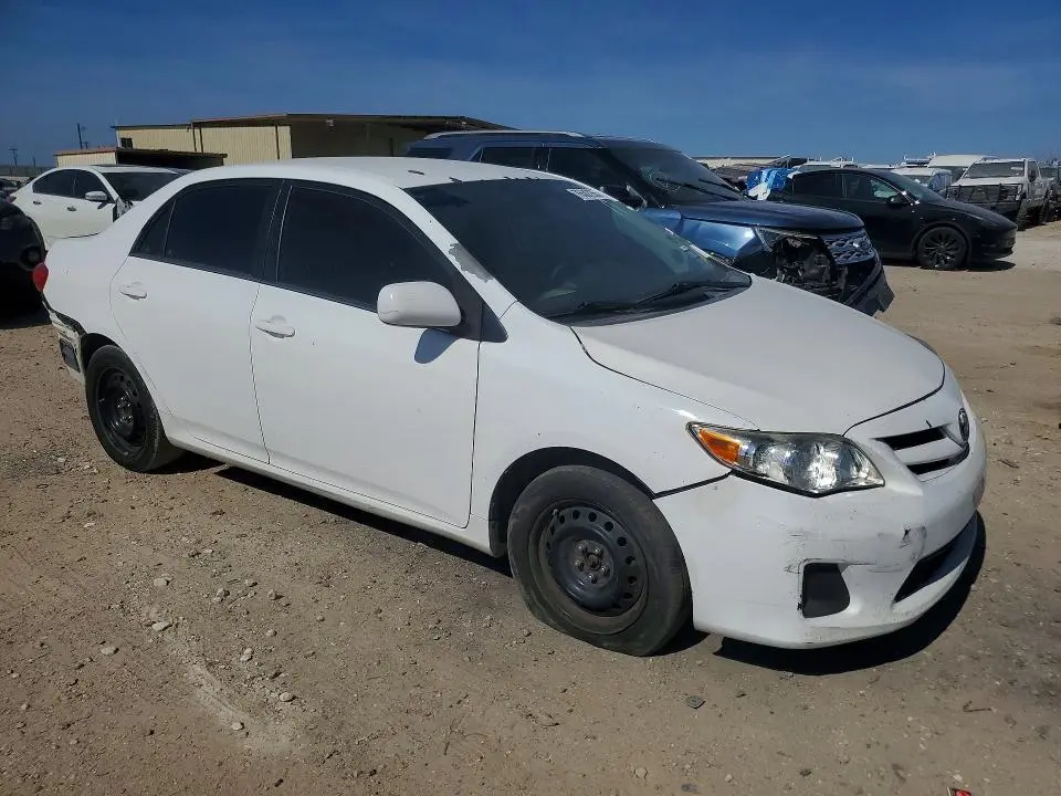 2013 TOYOTA COROLLA LE  