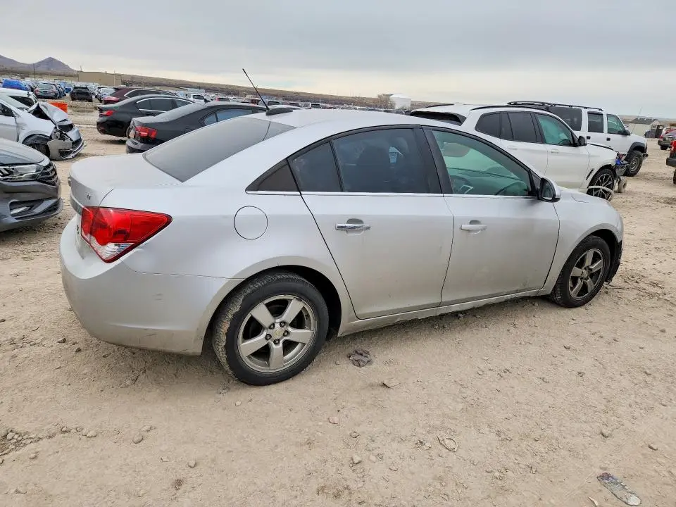 2015 CHEVROLET CRUZE LT  