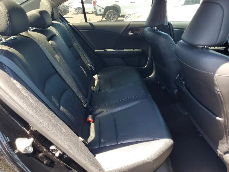 2015 HONDA ACCORD TOURING  