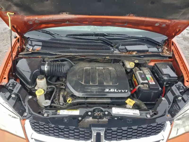 2011 DODGE GRAND CARAVAN CREW  