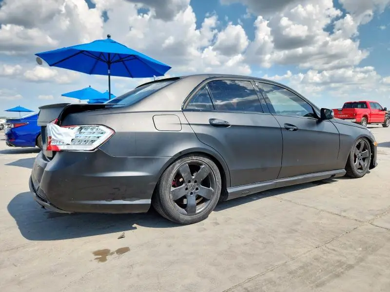 2010 MERCEDES-BENZ E 550  