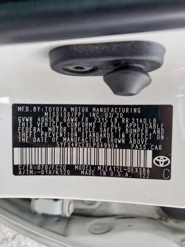 2020 TOYOTA COROLLA SE  