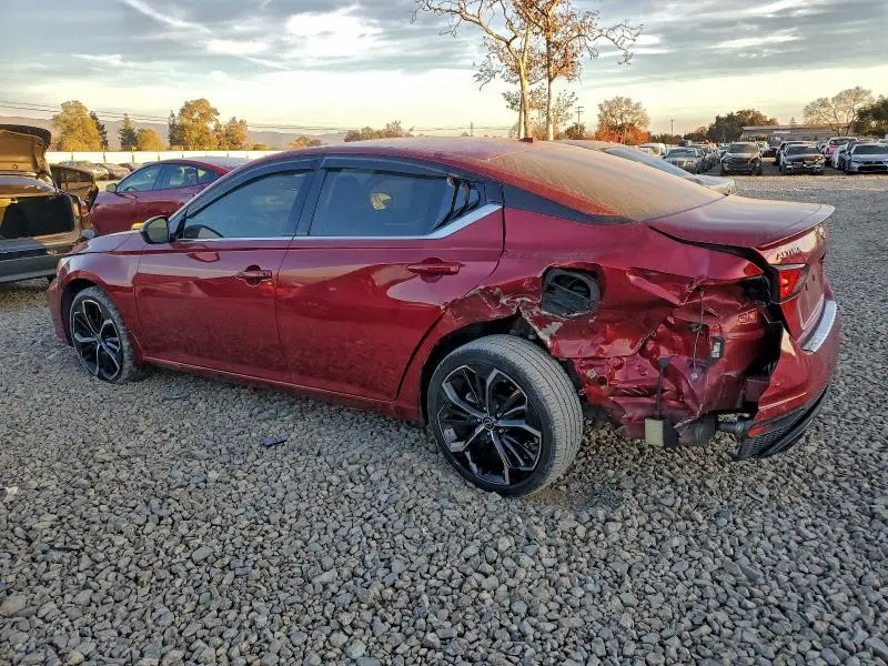 2023 NISSAN ALTIMA SR  