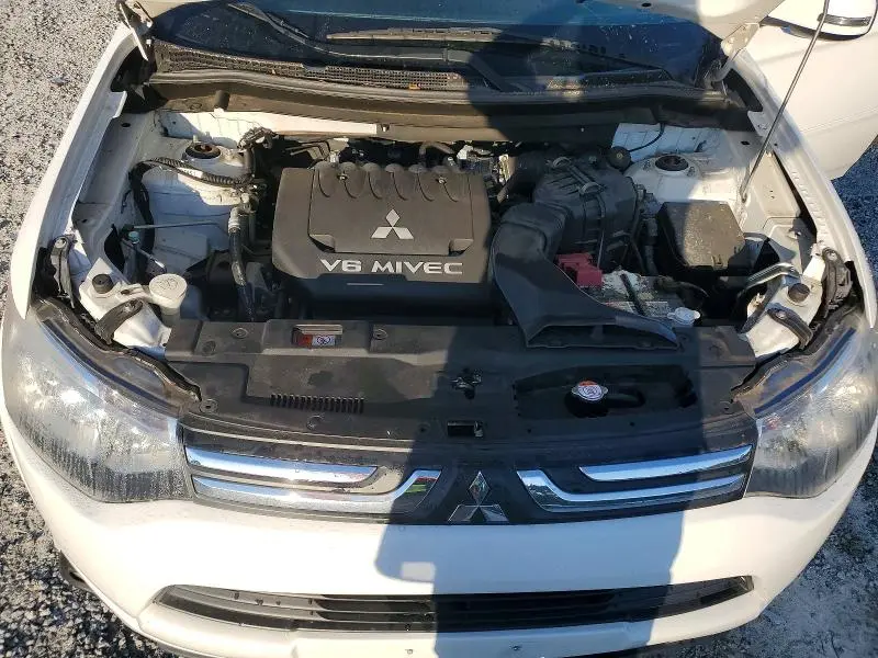 2014 MITSUBISHI OUTLANDER GT  