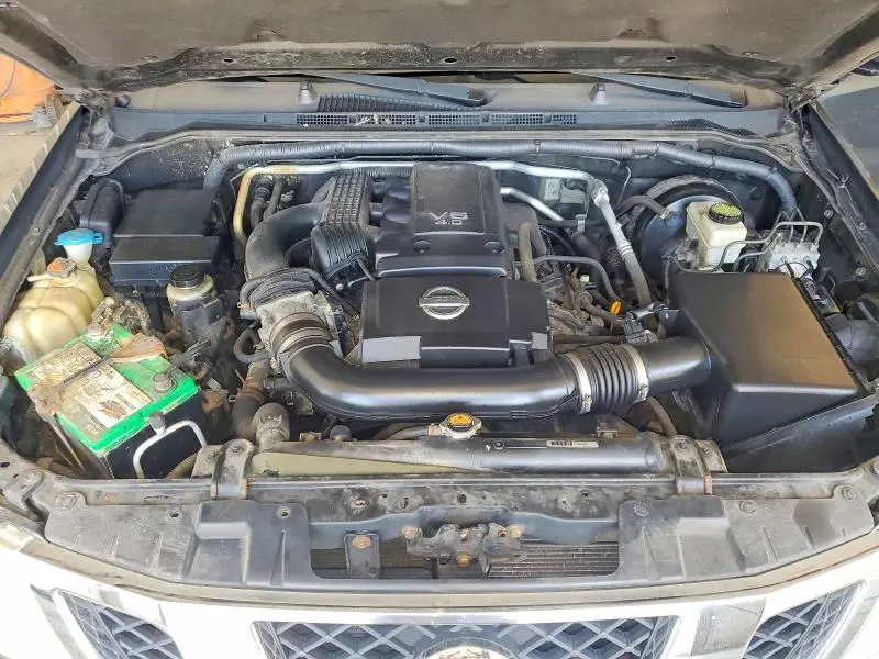 2013 NISSAN FRONTIER S  