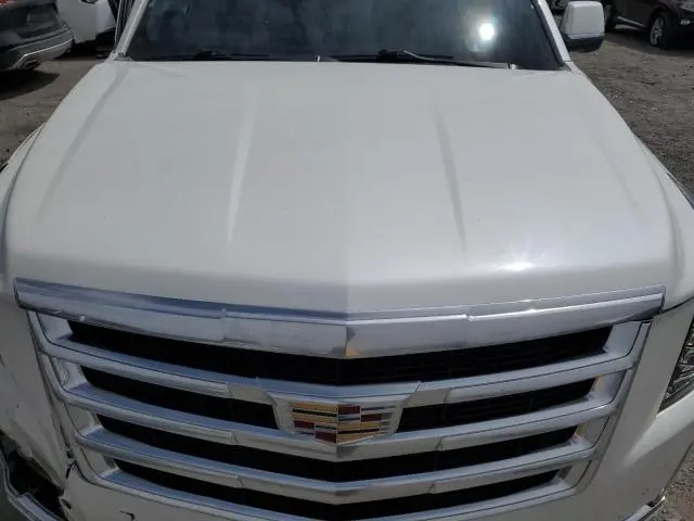 2016 CADILLAC ESCALADE LUXURY  