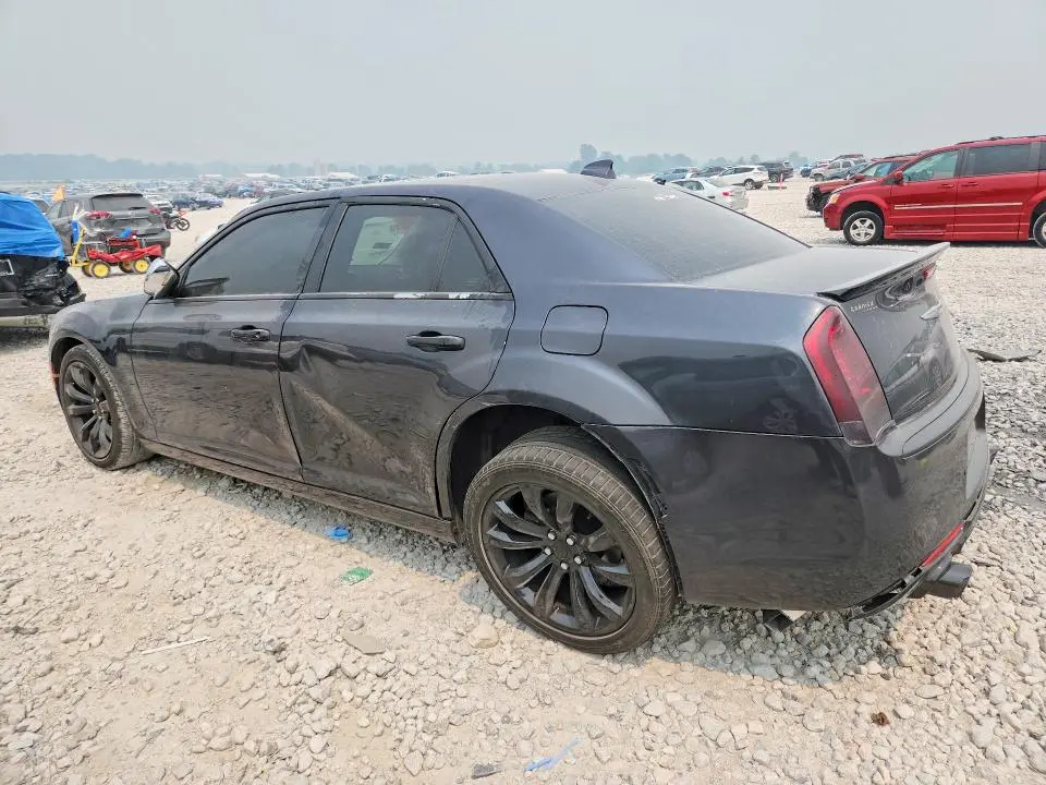 2017 CHRYSLER 300C   