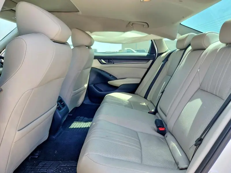 2019 HONDA ACCORD TOURING  