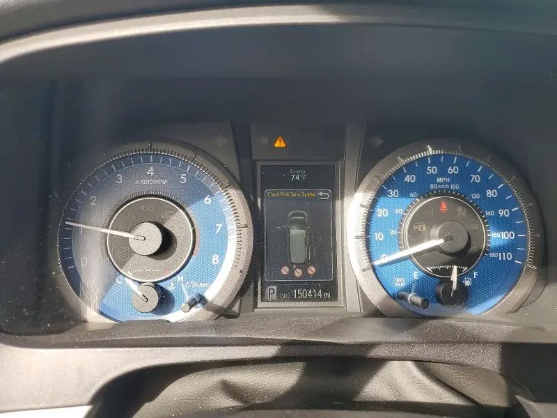 2017 TOYOTA SIENNA XLE  