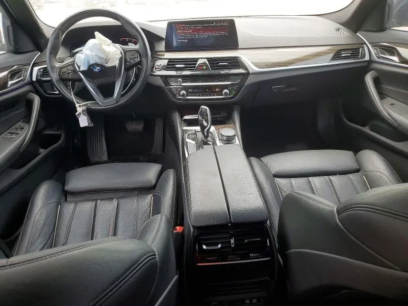 2020 BMW 530 I  