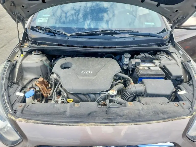 2013 HYUNDAI ACCENT SE  