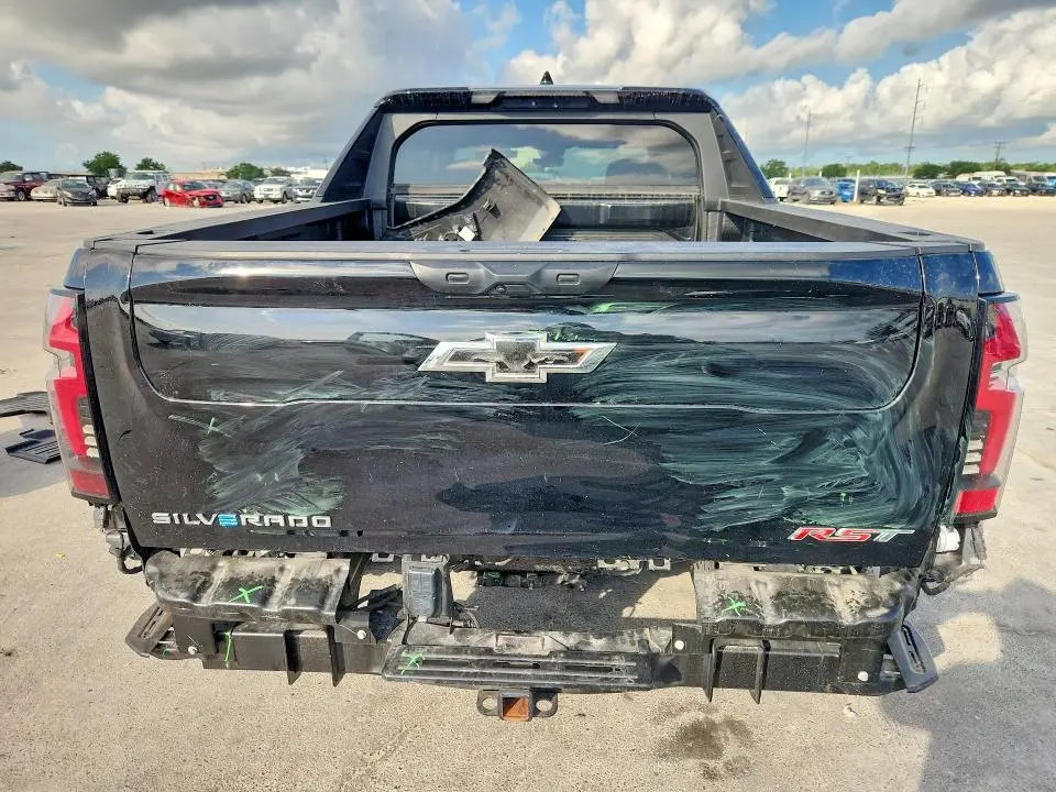 2024 CHEVROLET SILVERADO RST  