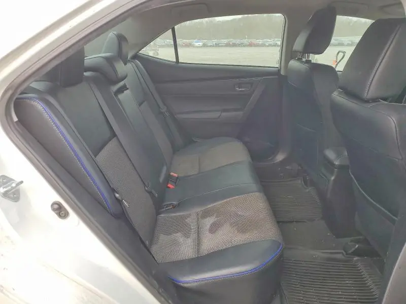 2017 TOYOTA COROLLA SE  