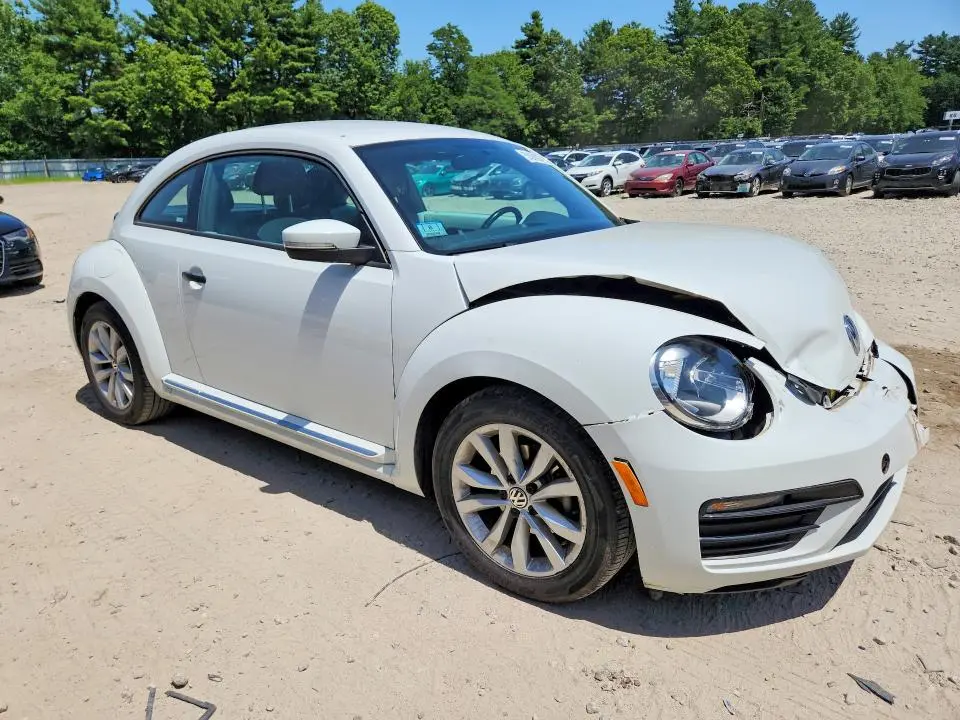 2017 VOLKSWAGEN BEETLE 1.8T  