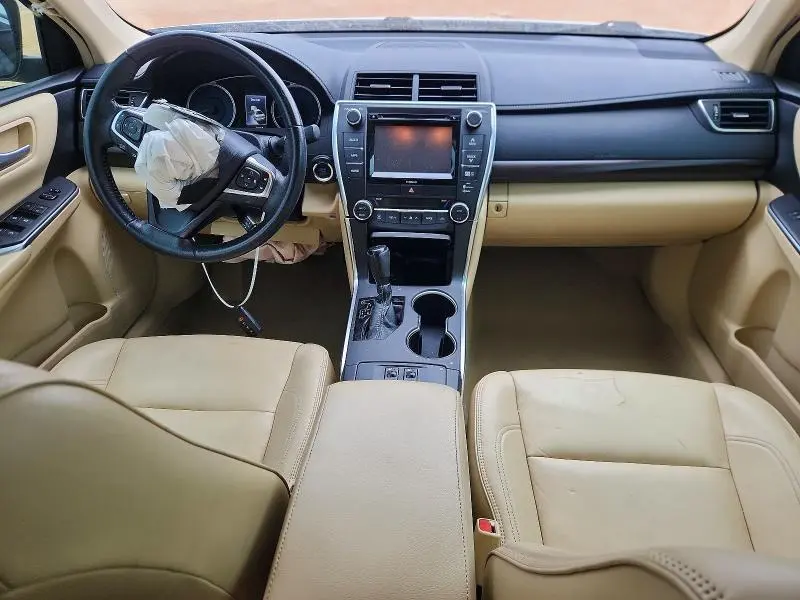 2016 TOYOTA CAMRY XLE  