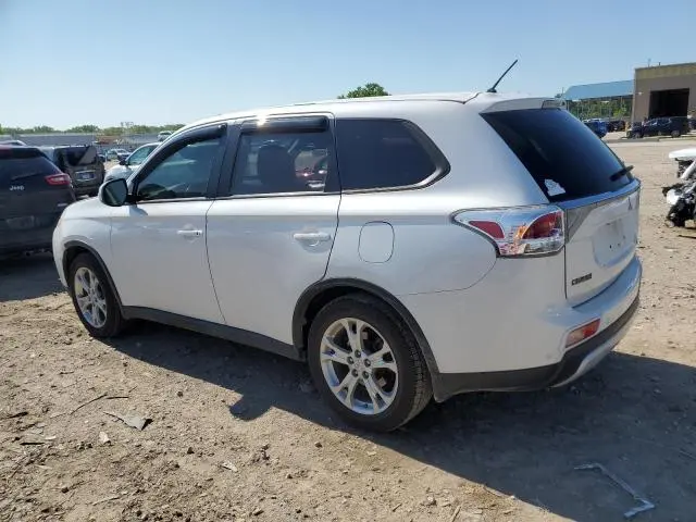 2015 MITSUBISHI OUTLANDER SE  