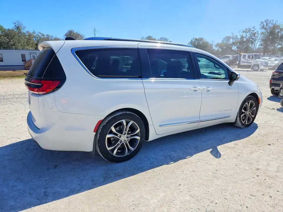 2026 CHRYSLER PACIFICA   
