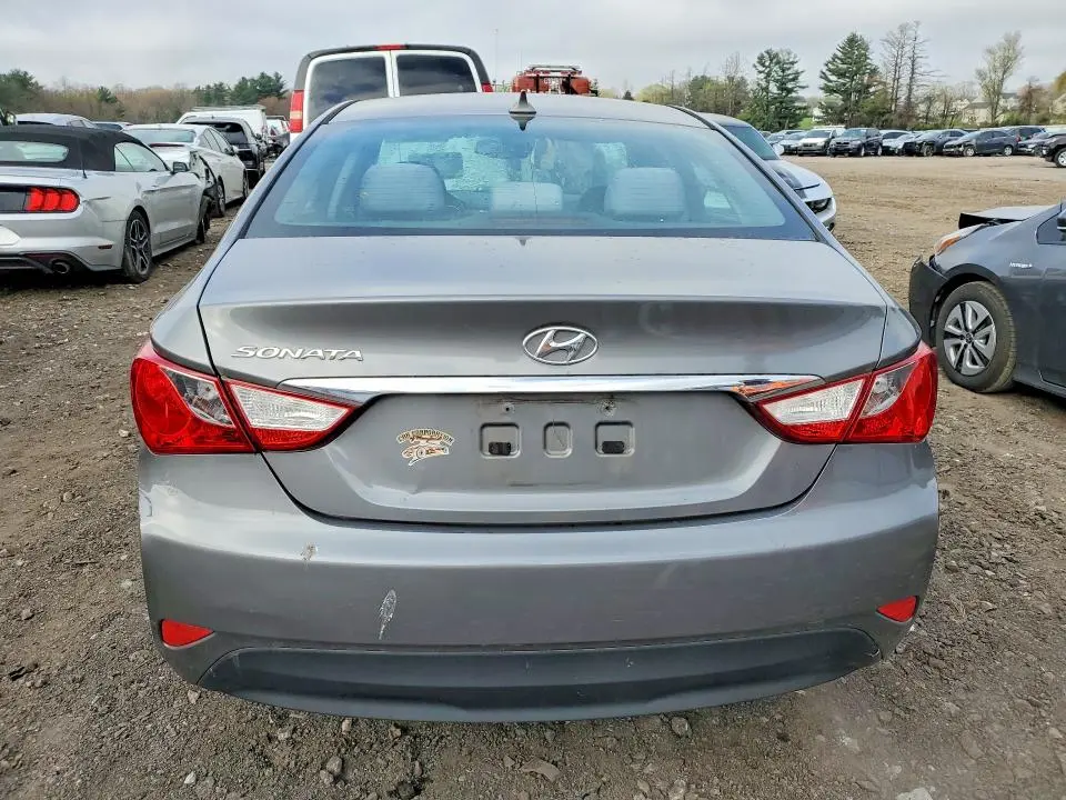 2014 HYUNDAI SONATA GLS  