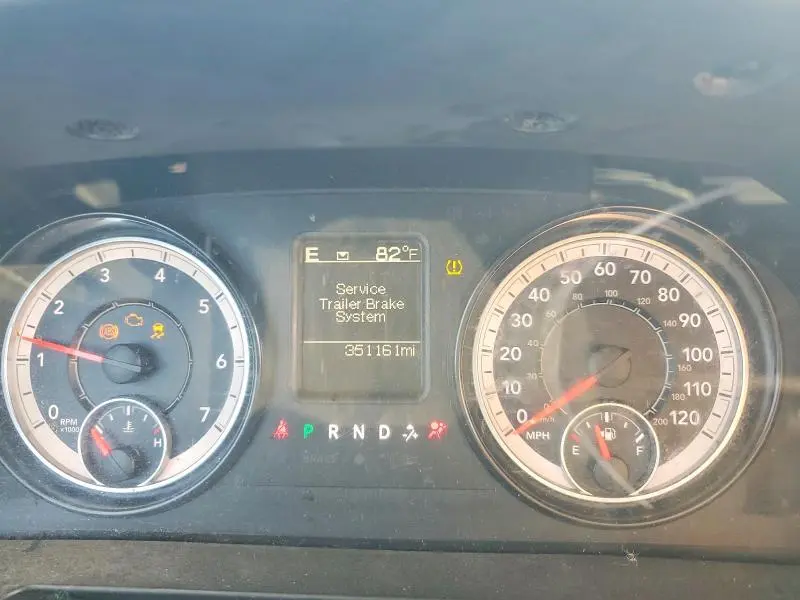 2016 RAM 1500 ST  